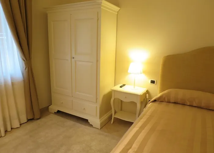 레시덴자 마르케시 폰테나니 아파트