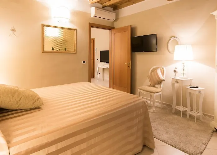 아파트 레시덴자 마르케시 폰테나니 피렌체