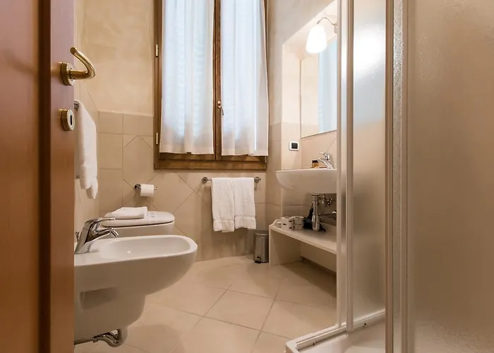 아파트 레시덴자 마르케시 폰테나니