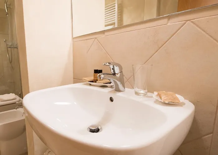 아파트 레시덴자 마르케시 폰테나니 *