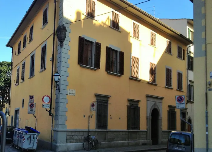 레시덴자 마르케시 폰테나니 *