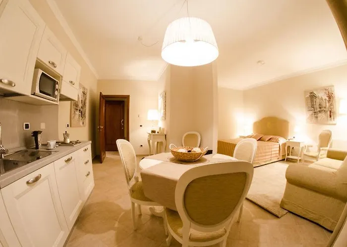 레시덴자 마르케시 폰테나니 아파트 피렌체