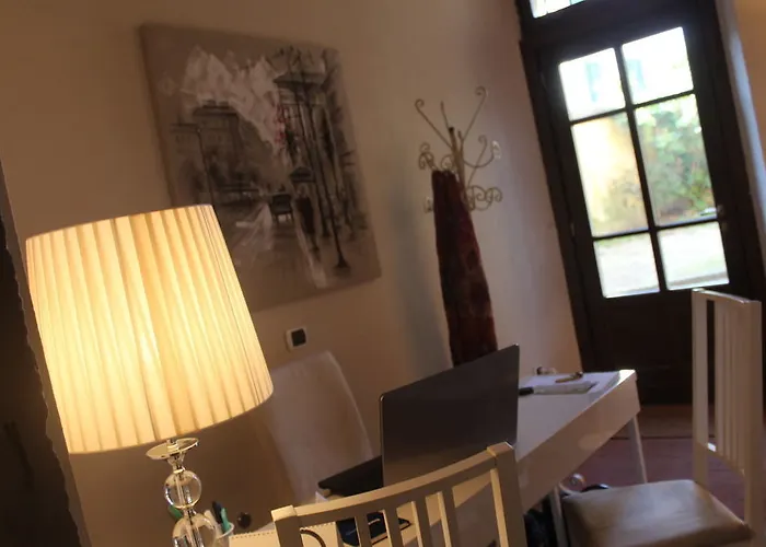 레시덴자 마르케시 폰테나니 *