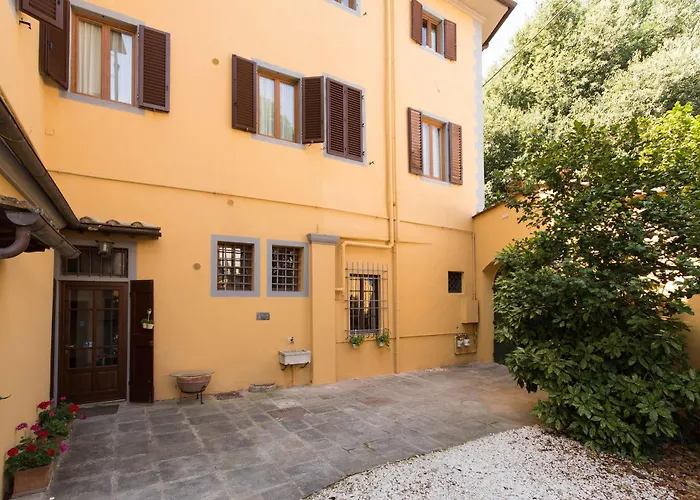 레시덴자 마르케시 폰테나니 *