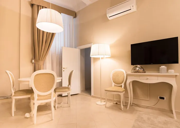 레시덴자 마르케시 폰테나니 아파트 피렌체