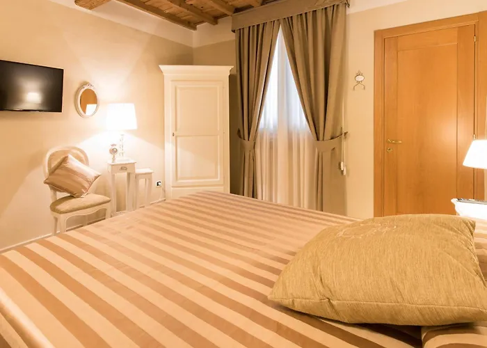 레시덴자 마르케시 폰테나니 아파트 피렌체